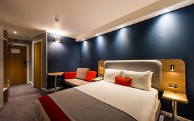 Holiday Inn Express Strathclyde Park M74, Jct 5 By Ihg